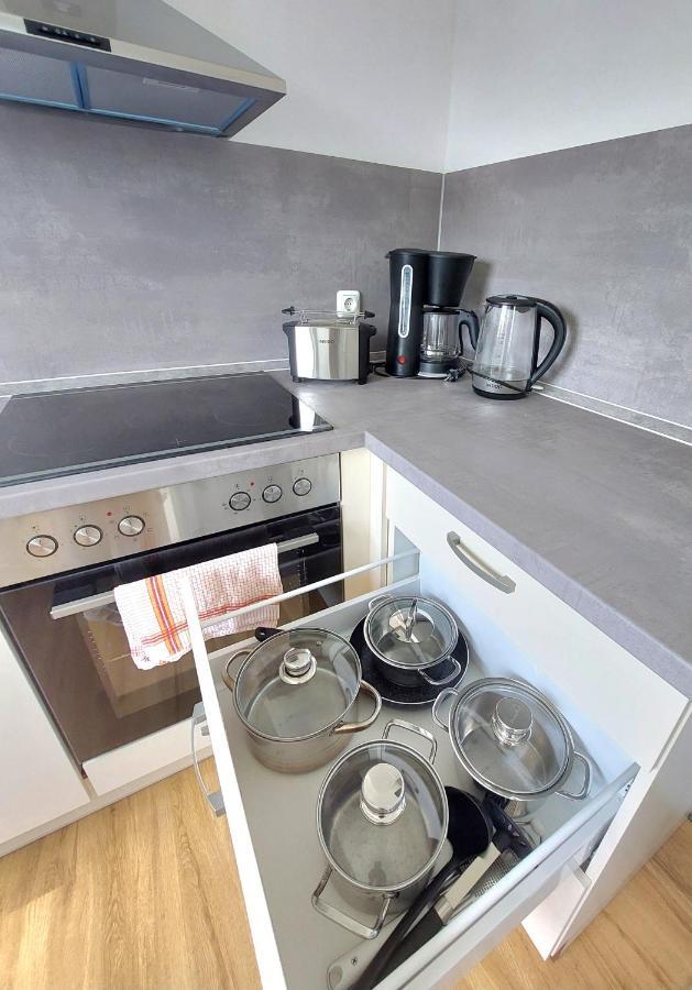 Moderne Wohnung Mit Vollausstattung In Ruhiger Lage, W-Lan Grossrohrsdorf Ngoại thất bức ảnh