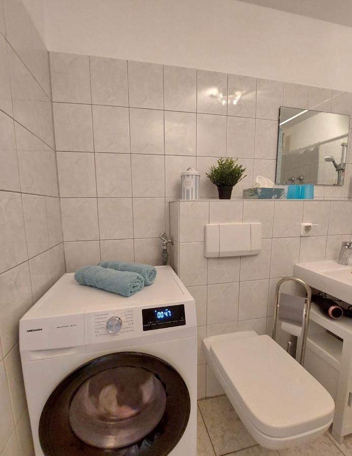 Moderne Wohnung Mit Vollausstattung In Ruhiger Lage, W-Lan Grossrohrsdorf Ngoại thất bức ảnh